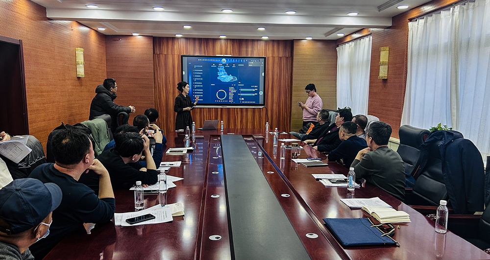 农牧局大数据参观 (3).jpg